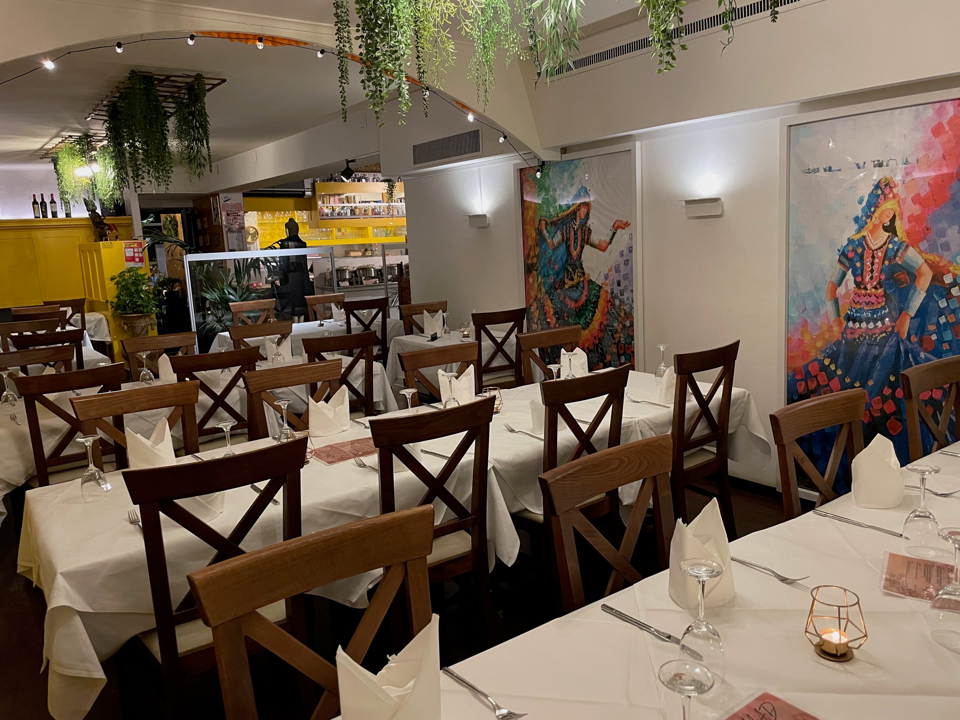 Nachtessen im Restaurant Swaad